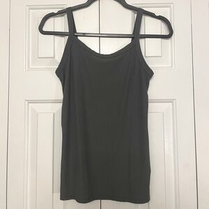 3 FOR $15 ‼️ Spaghetti strap top